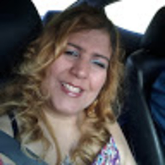 Meet your Posher, Damaris - Picture 1 of 1